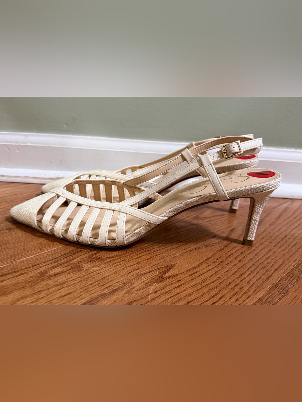 Jessica SimpsonWomen's Strappy Slingback Sandals in Ivory